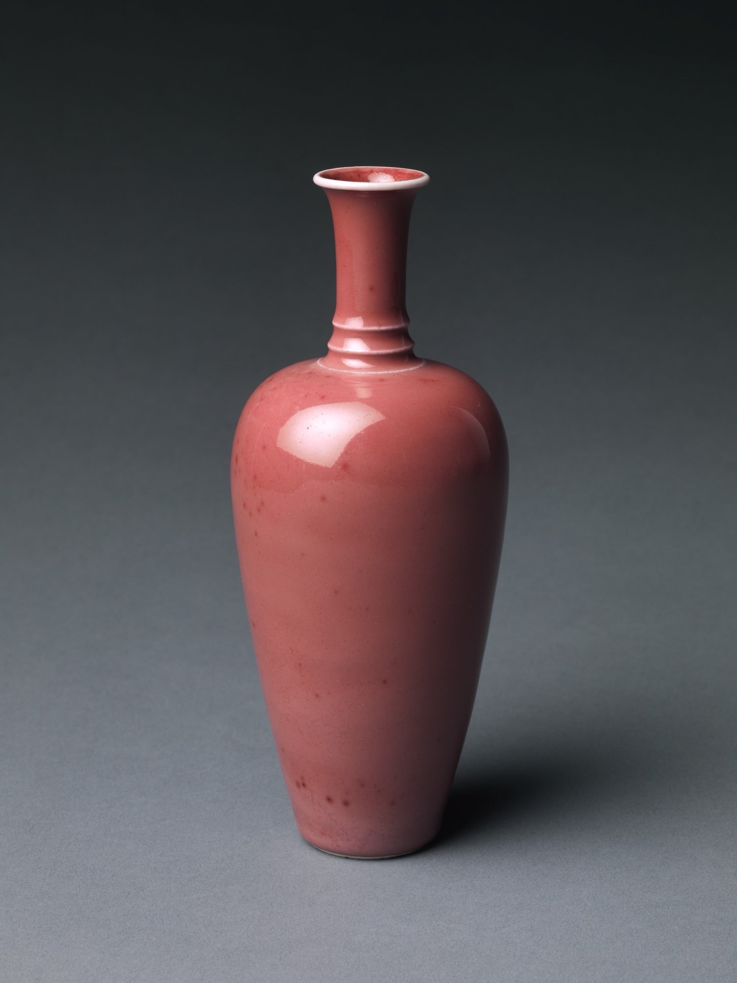 Peachbloom-glazed vase, an imperial Kangxi monochrome